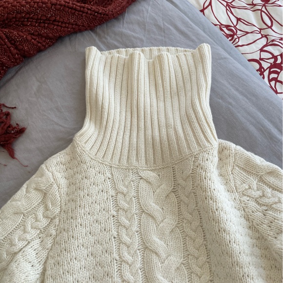 Veronica Beard Sereia Cable-knit Turtleneck Sweater - Ivory. Size XS. - Picture 4 of 11